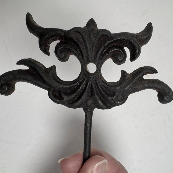 Vintage Victorian Style Cast Iron  Black Wall Hook - Picture 5 of 9